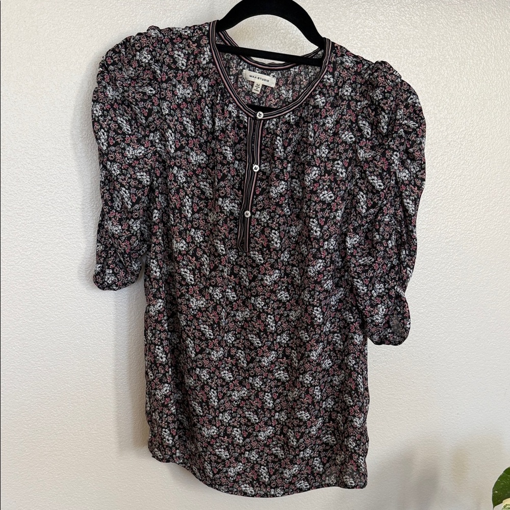 Max Studio Black Floral Puff-Sleeve Peasant Blouse